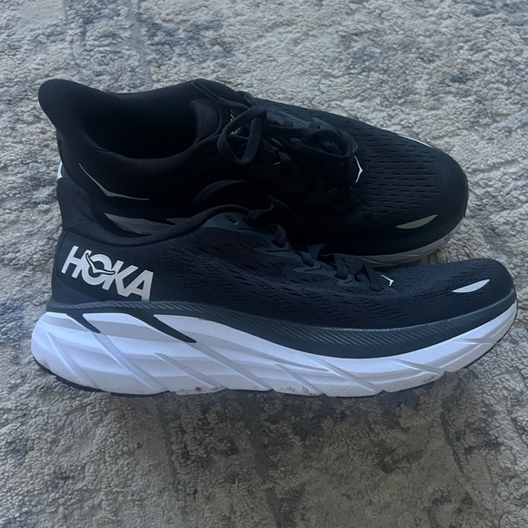 Hoka - Picture 1 of 5